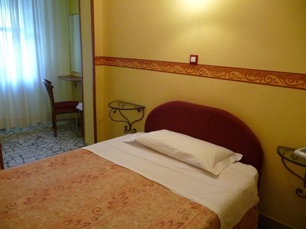 Hotel Ariston Pisa Habitación foto
